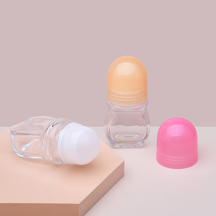 Cute Shape 50ml Clear Glass roll on Bottle