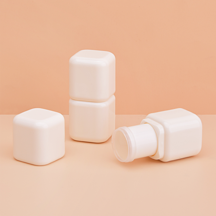4.5g Mini Square Deodorant Concealer Stick Tube 