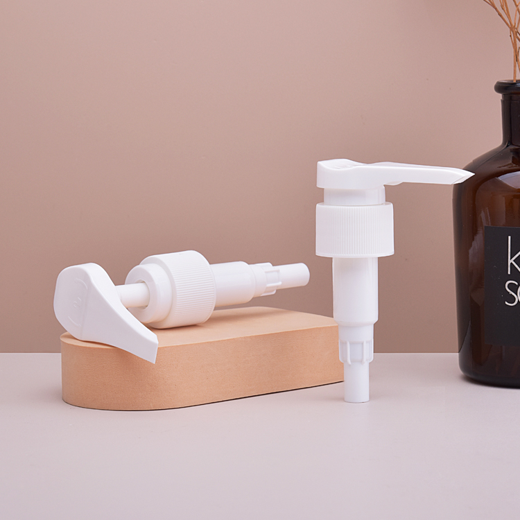 4.0CC white lotion pump 