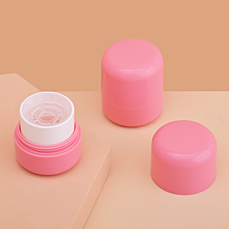 7.2g Plastic Deodorant Stick Lipstick Lip Balm Container
