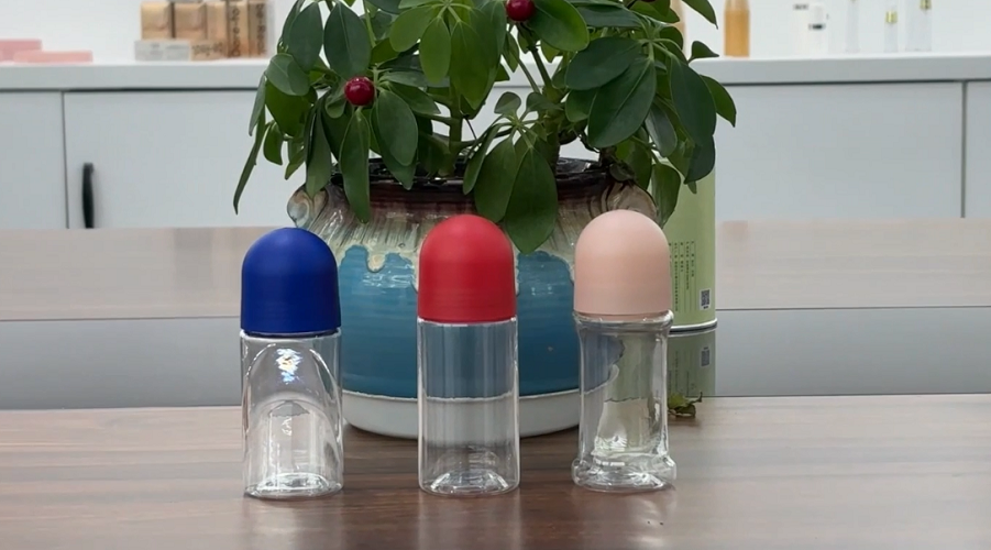 Roll-On Bottles: Perfect for On-the-Go Freshness