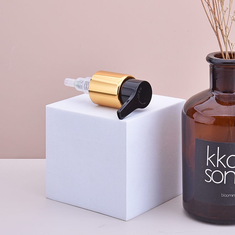High Quality Aluminum Oil Makeup Remover Dispenser