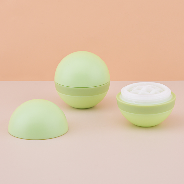 7g Natural Refillable Ball Shape Deodorant Stick Lip Balm Container
