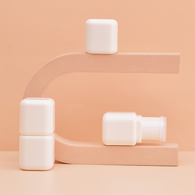 4.5g Mini Square Deodorant Concealer Stick Tube 
