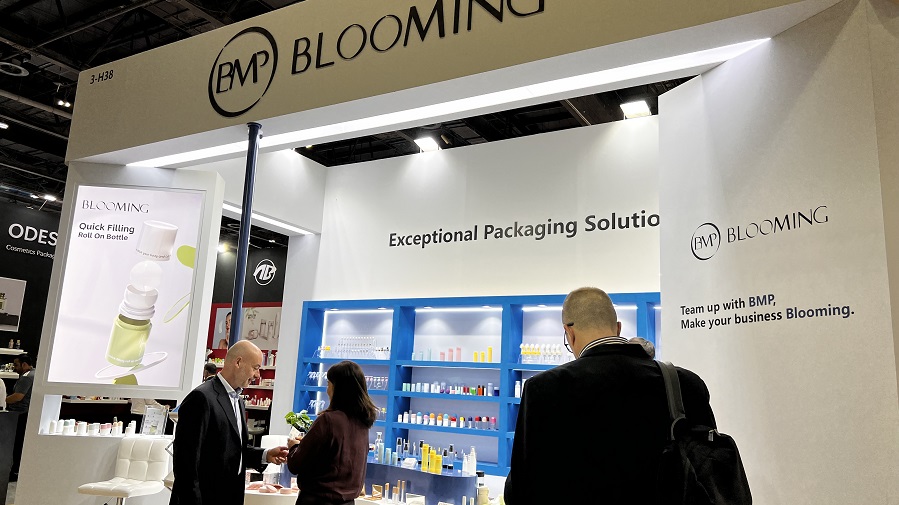 Experience Bloopak Live at Beautyworld Middle East 2024: Join Us in Dubai!