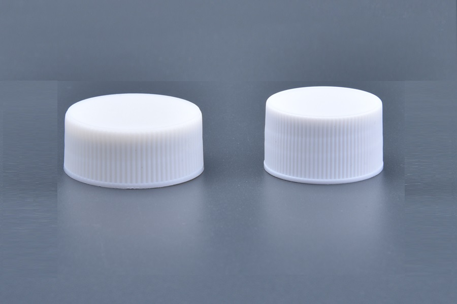 Child-Resistant Caps: Safety Meets Skincare for Family Brands